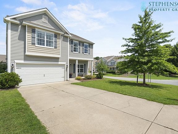 3rd image of 502 Eagles Rest Dr