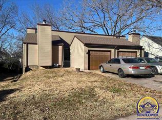 3553 SW Cambridge Ave, Topeka, KS 66614