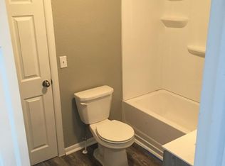 1304 Boyd St, Des Moines, IA 50316