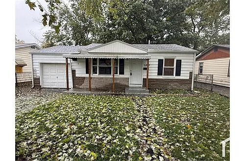 58 David St Photo 1