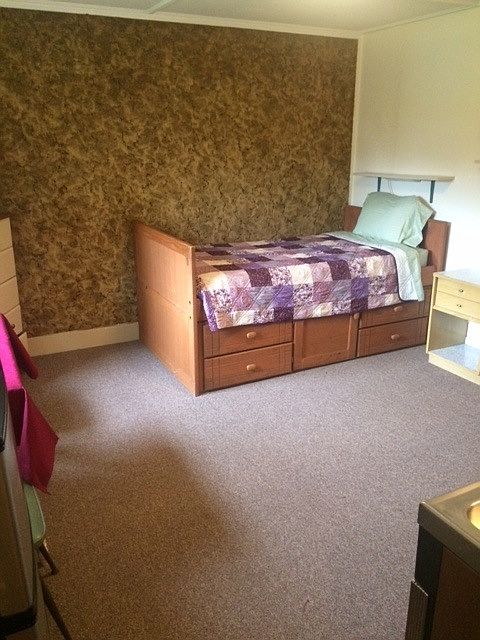 twin bed
