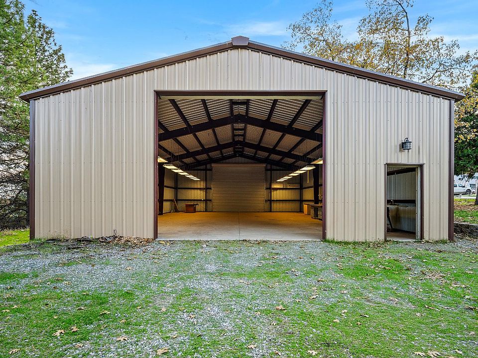 1st image of 4980 Shooting Star Rd