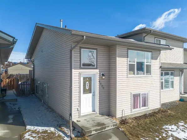 4506 S 45 Avenue Close, Rocky Mountain House, AB T4T 1W8