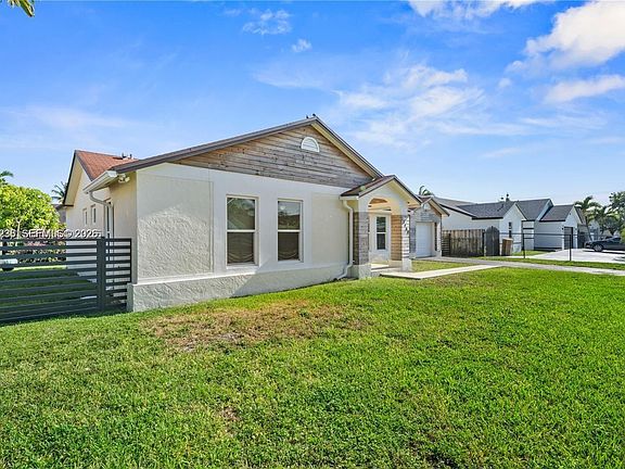 2nd image of 13752 SW 285th St