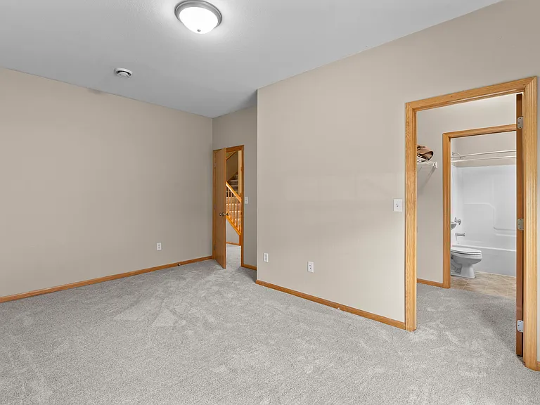 12382 69th Ln NE — Photo 24