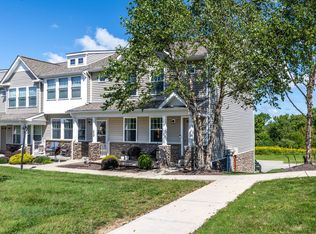 211 Spring Blossom Cir, Beaver Falls, PA 15010