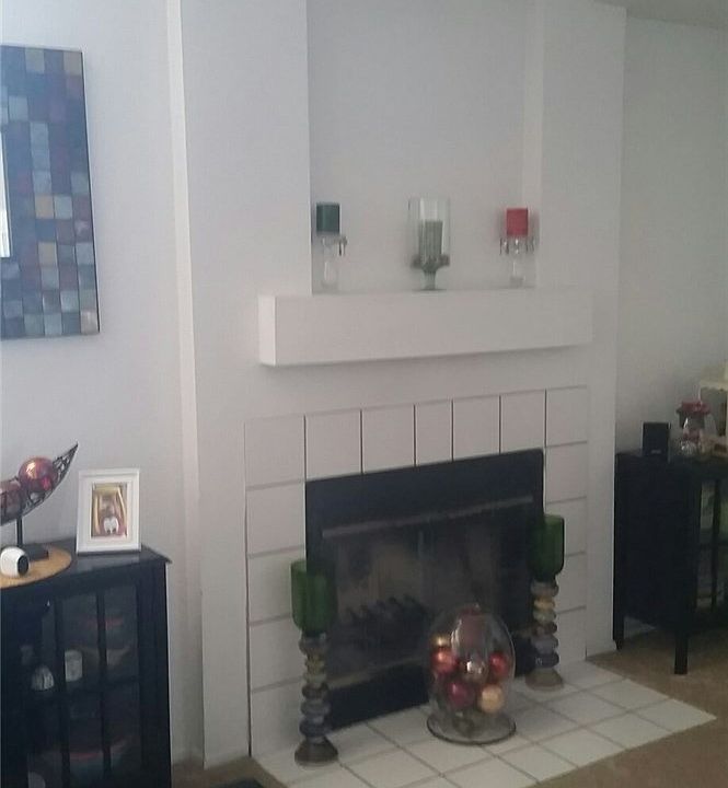 1st image of 12137 Cobblestone Dr