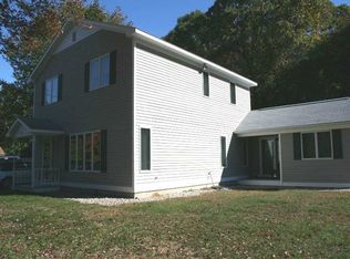 30 Courtland Dr, Narragansett, RI 02882