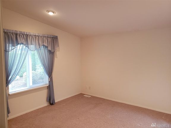 5th image of 6112 88th Street Ct E