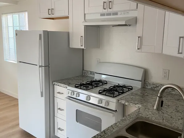 3490 Del Rey St #13, San Diego, CA 92109