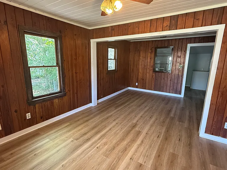 416 Dairy Ave — Photo 2