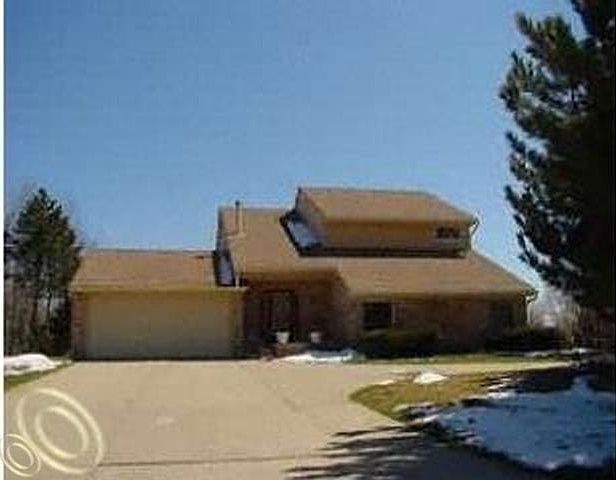 2nd image of 30402 Knighton Dr