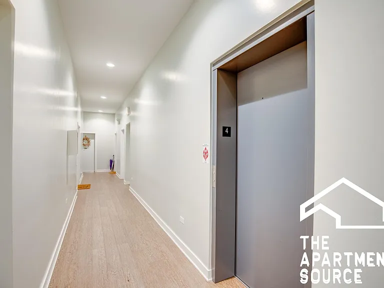 2247 W Lawrence Ave #G2 — Photo 22
