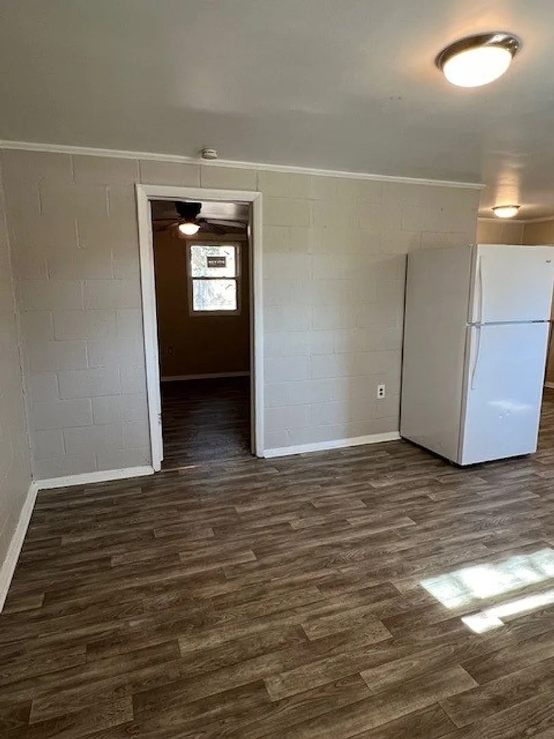 1153 Tammy st. Unit B — Photo 4