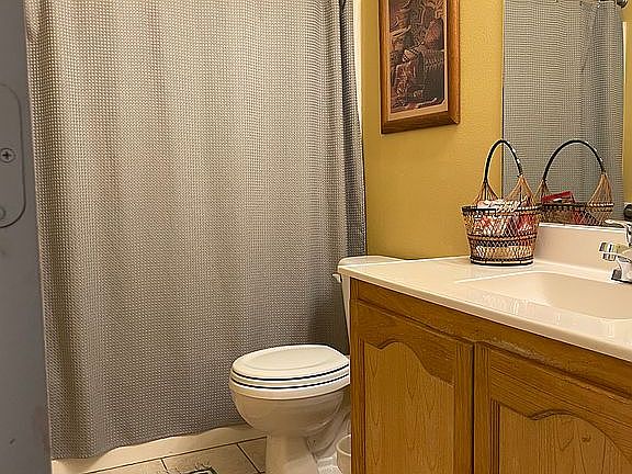 5th image of 808 E Lantana Dr