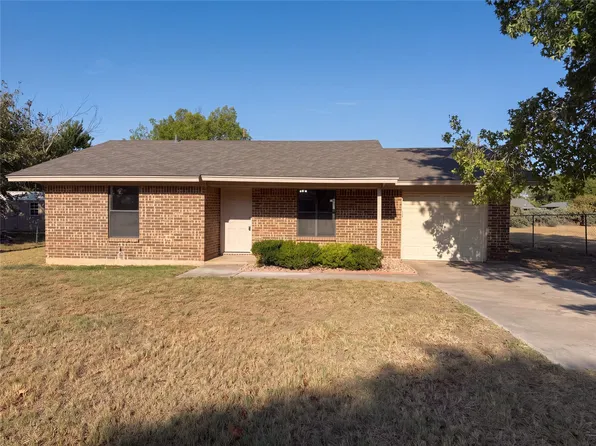711 Vickie Dr, Azle, TX 76020