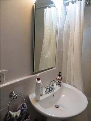 Rented by Tudor Realty | media 12