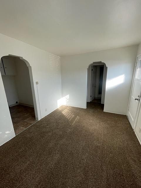 2nd image of 15748 Ryon Ave