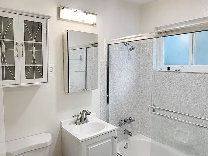 2421 Palmetto Ave #6 — Photo 19