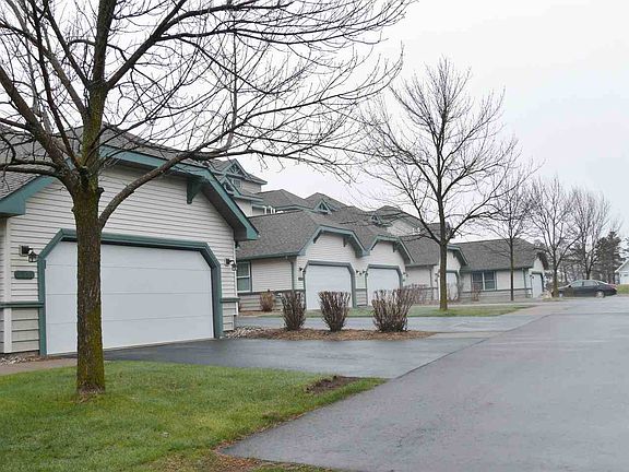 2nd image of 1211 Lakeshore Park Pl