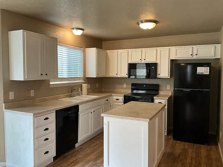5548 Lost Meadow Trl — Photo 8