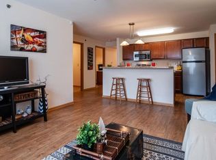 303 S 5th St, Ames, IA 50010