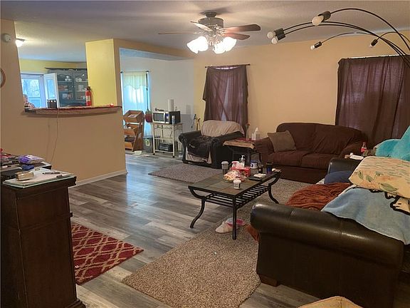 3rd image of 837 Westpointe Dr