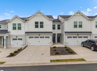 10 Sparrow Ln, Greenville, SC 29607