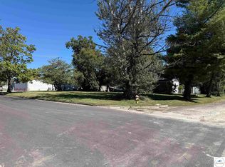 801 E 9th St, Sedalia, MO 65301