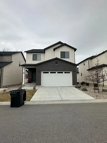22 W Orchard Ln Photo 1