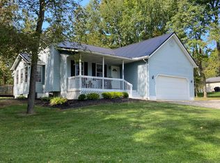 3143 Apple Valley Dr, Howard, OH 43028