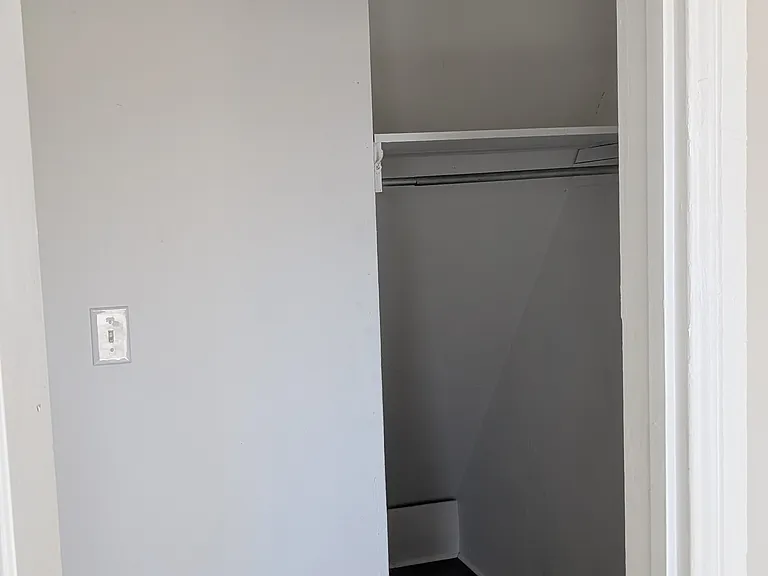 30 E Middle St #2 — Photo 12