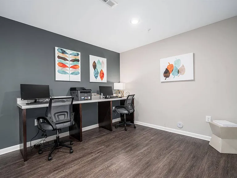 Northlake Center Apartments — Photo 3