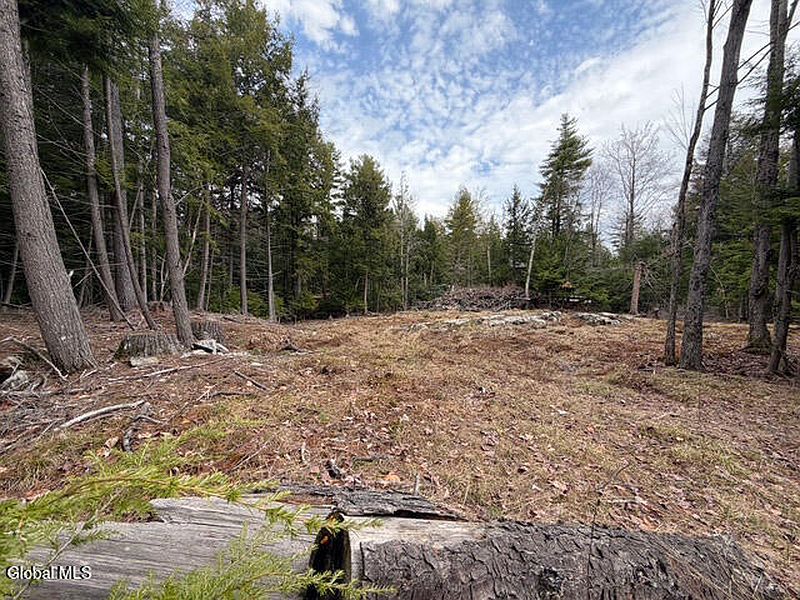 4th image of L3 Emily Lane Lot 3