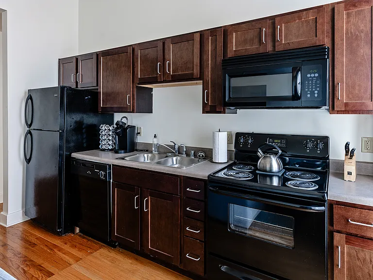 566 S 4th St #312 — Photo 13