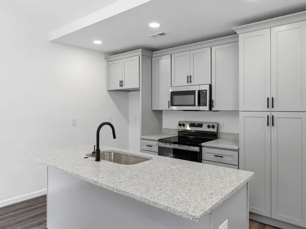 133 Pinehill Cir, Spartanburg, SC 29306