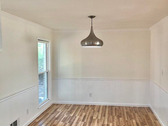 4th image of 4330 Cedar Valley Ln