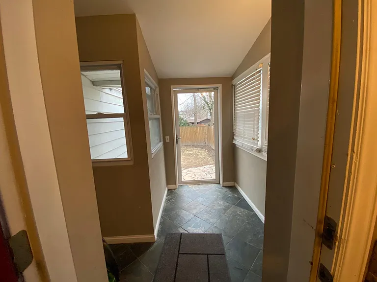2157 McCausland Ave — Photo 28