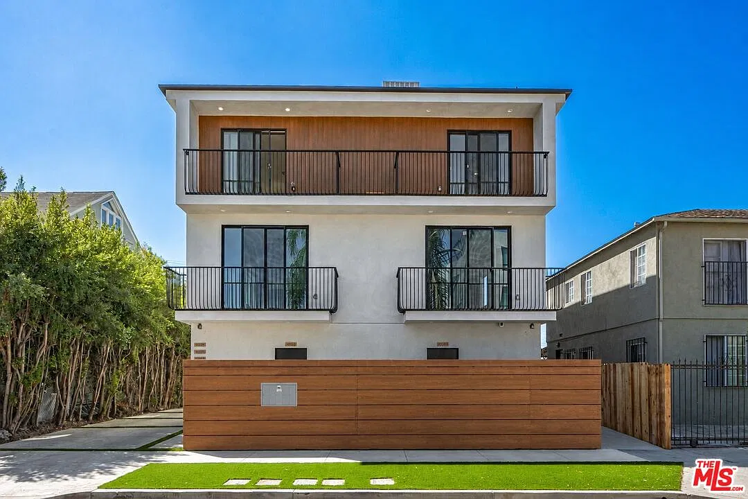 3 bed, 3.0 bath, 1600 sqft, $5,495 — Photo 1