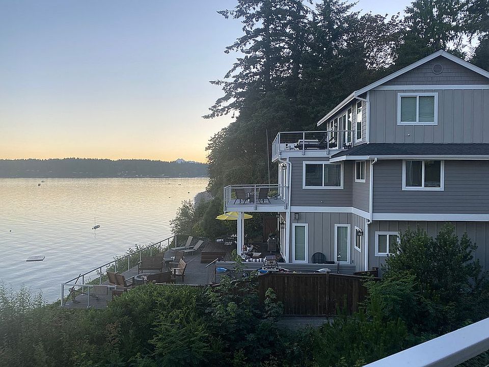 1st image of 8965 NE Shore Dr