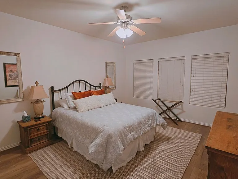 7309 Raphael St — Photo 9