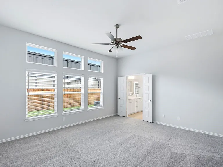 2106 Villa Flora Ln — Photo 28