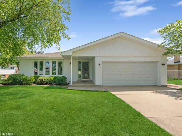 7309 Exner Rd, Darien, IL 60561