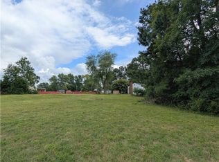 6201 Warwick Rd, Richmond, VA 23225