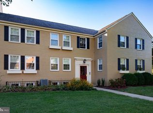 6602 10th St #J, Alexandria, VA 22307