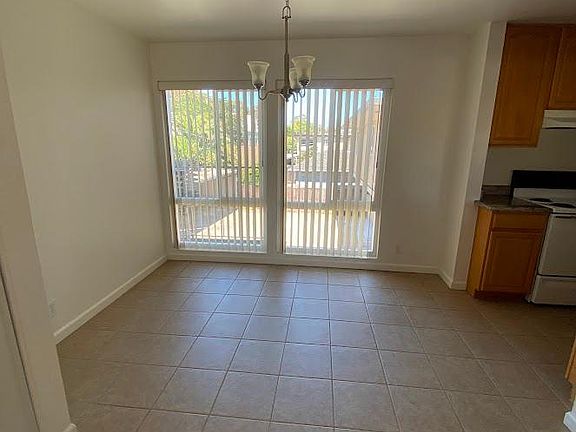 3rd image of 1105 Capuchino Ave #A-5