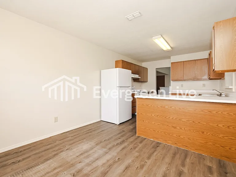 6705 Shull Rd — Photo 8