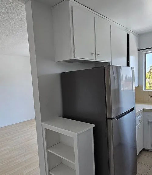 1308 N Poinsettia Pl #8 — Photo 6