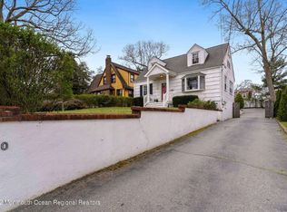 110 Pine St, Toms River, NJ