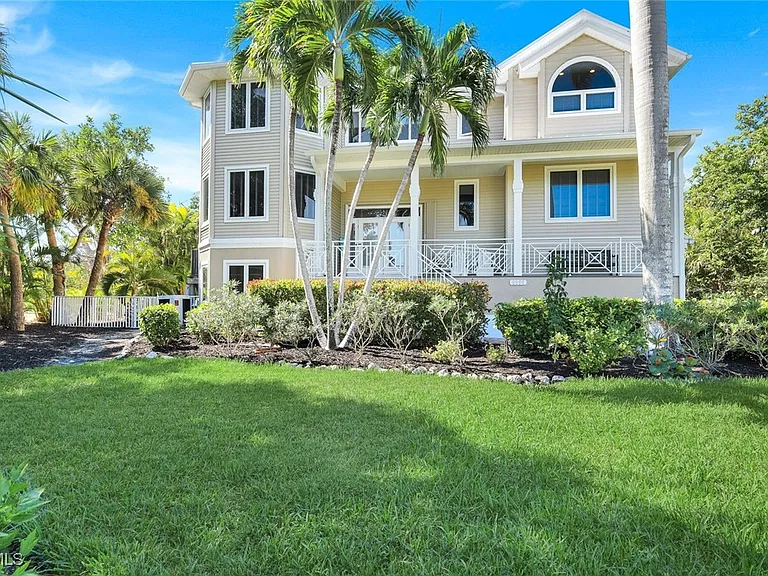 1111 Schooner Pl — Photo 3